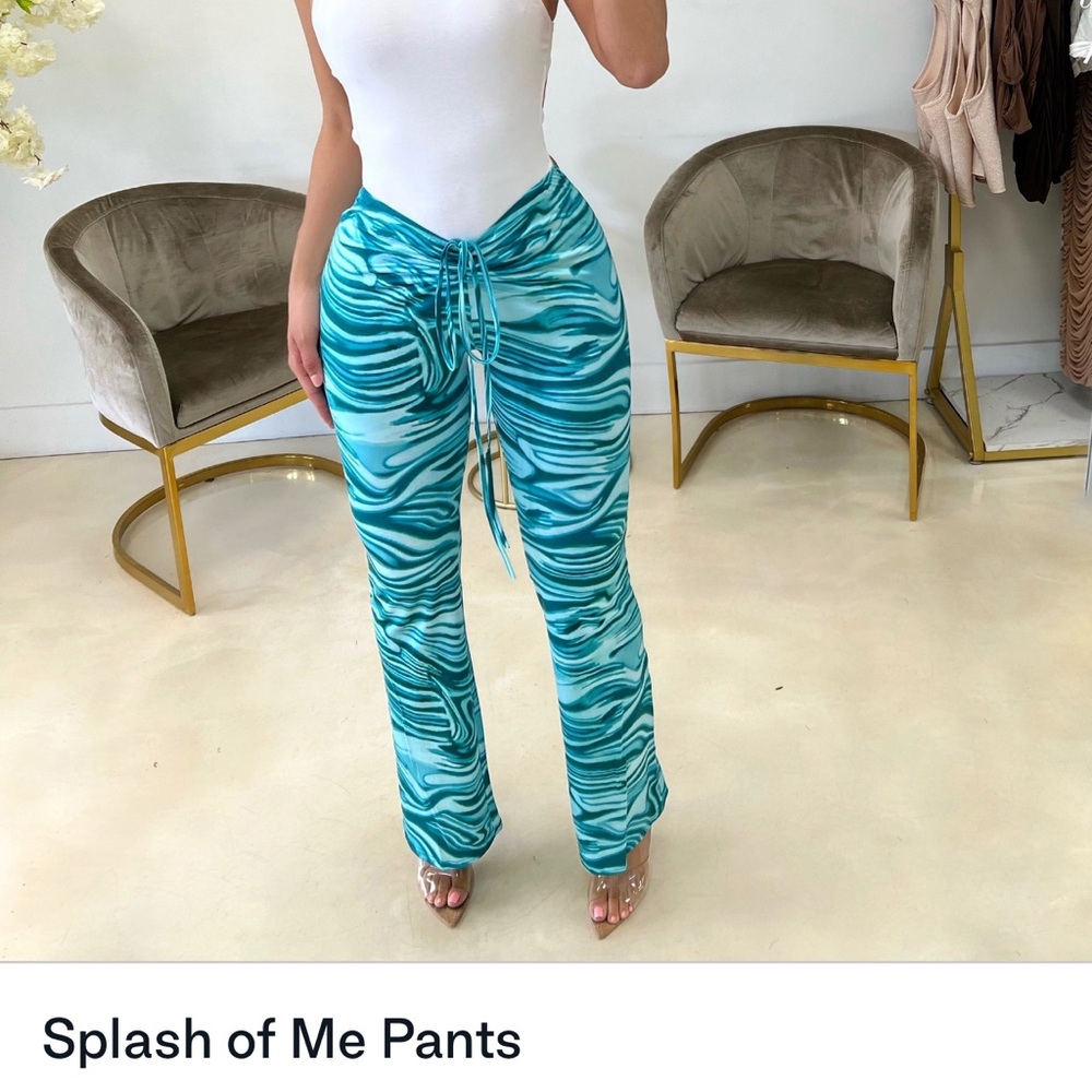 Adjustable pants🏝